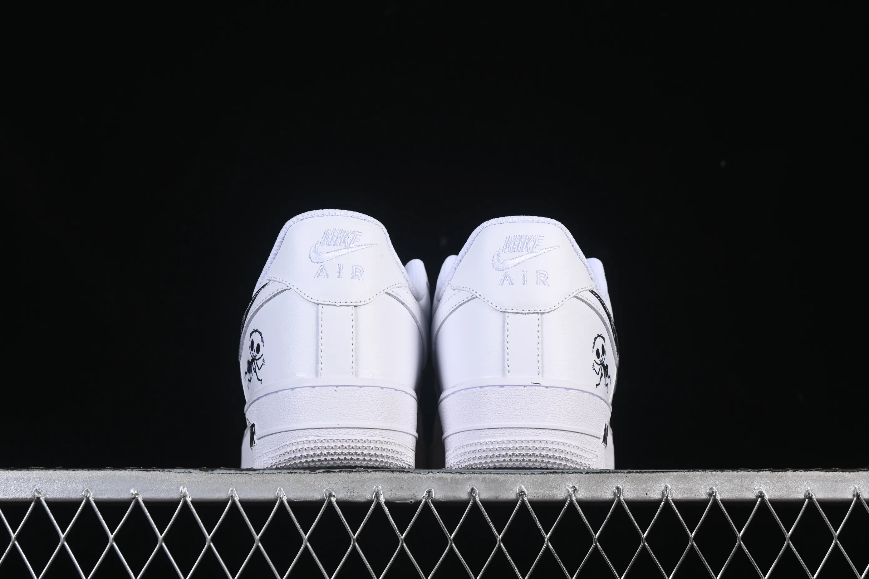 All categories Nk Air Force 1 Air Force series Nk Air Force 1 Low Air Force low-top Nike Air Force 1'07 Low Halloween theme Air Force 1 low-top casual sneakers FV5159-111
